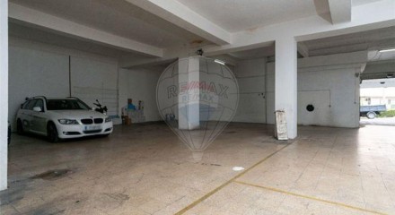 Residential - Condo/Apartment - T3 - Póvoa de Santo Adrião e Olival Basto, Odivelas - PT