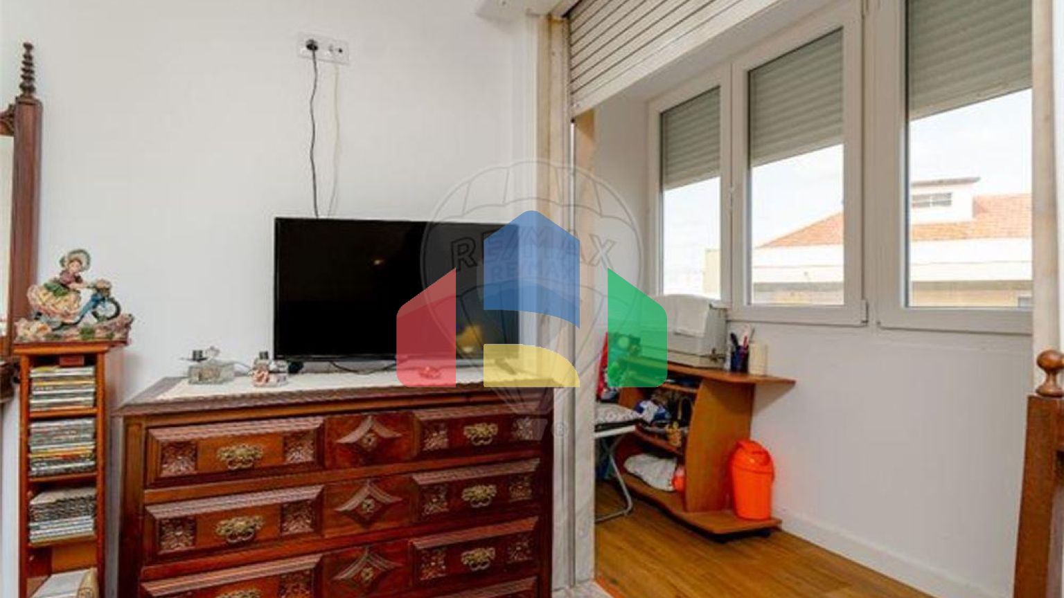 Residential - Condo/Apartment - T3 - Póvoa de Santo Adrião e Olival Basto, Odivelas - PT