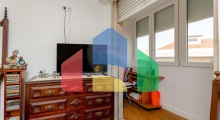 Residential - Condo/Apartment - T3 - Póvoa de Santo Adrião e Olival Basto, Odivelas - PT