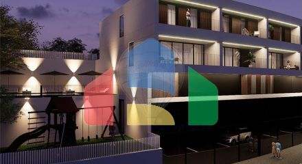 Commercial - Commercial/Retail - T3 - Freamunde, Pacos de Ferreira - PT