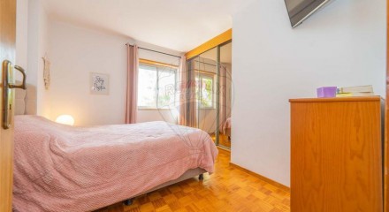 Residential - Condo/Apartment - T3 - Caparica e Trafaria, Almada - PT