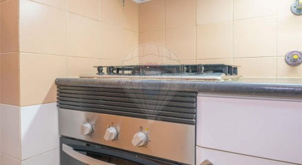 Residential - Condo/Apartment - T3 - Caparica e Trafaria, Almada - PT