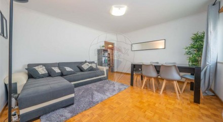 Residential - Condo/Apartment - T3 - Caparica e Trafaria, Almada - PT
