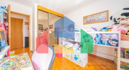 Residential - Condo/Apartment - T3 - Caparica e Trafaria, Almada - PT