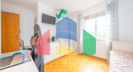 Residential - Condo/Apartment - T3 - Caparica e Trafaria, Almada - PT