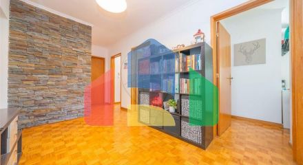 Residential - Condo/Apartment - T3 - Caparica e Trafaria, Almada - PT