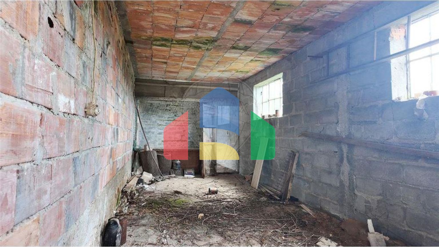 Residential - Single Family Home - T2 - Milheiros de Poiares, Santa Maria da Feira - PT