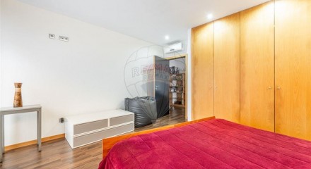 Residential - Single Family Home - T4 - Madalena (Gaia), Vila Nova de Gaia - PT