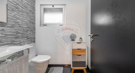 Residential - Single Family Home - T4 - Madalena (Gaia), Vila Nova de Gaia - PT