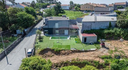 Residential - Single Family Home - T4 - Madalena (Gaia), Vila Nova de Gaia - PT