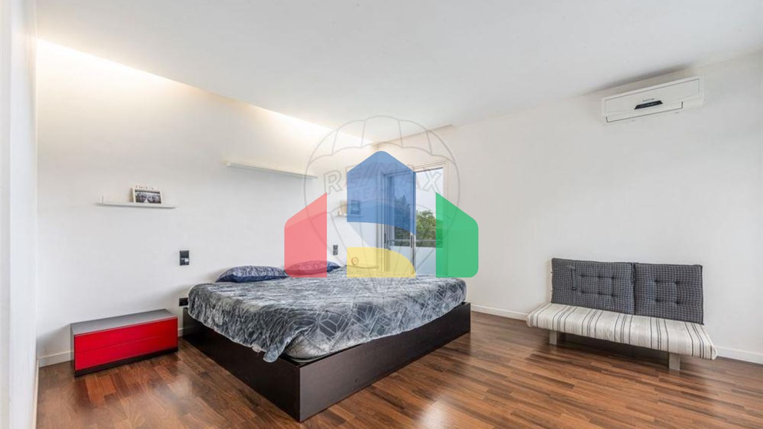 Residential - Single Family Home - T4 - Madalena (Gaia), Vila Nova de Gaia - PT