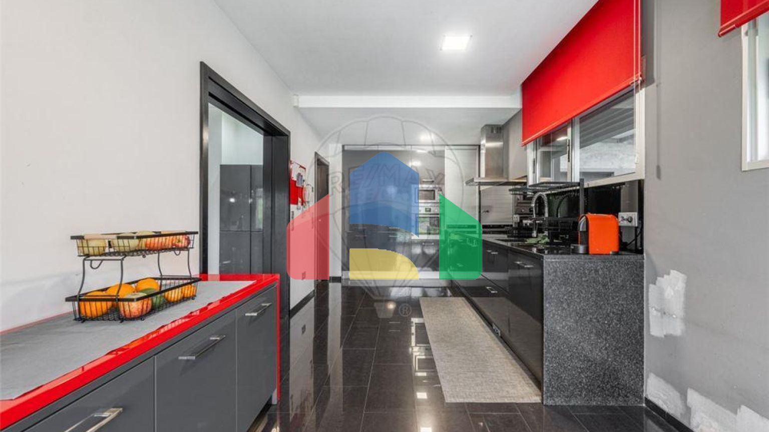 Residential - Single Family Home - T4 - Madalena (Gaia), Vila Nova de Gaia - PT