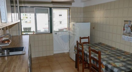 Residential - Condo/Apartment - T2 - Malveira e São Miguel de Alcainça, Mafra - PT
