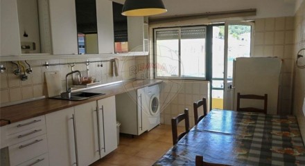 Residential - Condo/Apartment - T2 - Malveira e São Miguel de Alcainça, Mafra - PT