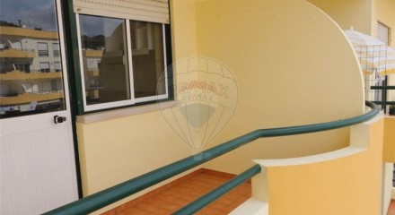 Residential - Condo/Apartment - T2 - Malveira e São Miguel de Alcainça, Mafra - PT