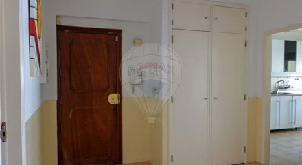 Residential - Condo/Apartment - T2 - Malveira e São Miguel de Alcainça, Mafra - PT
