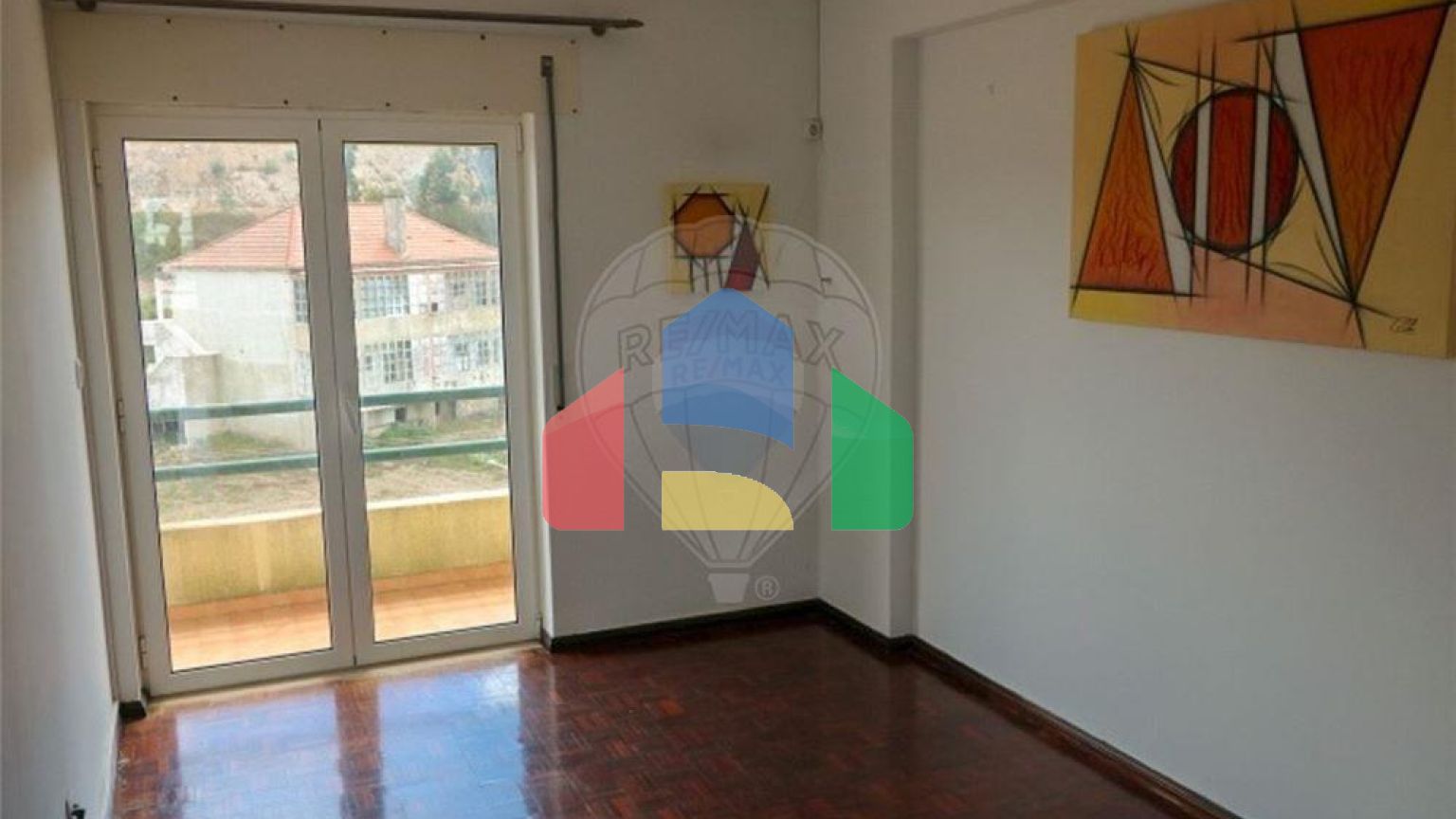 Residential - Condo/Apartment - T2 - Malveira e São Miguel de Alcainça, Mafra - PT