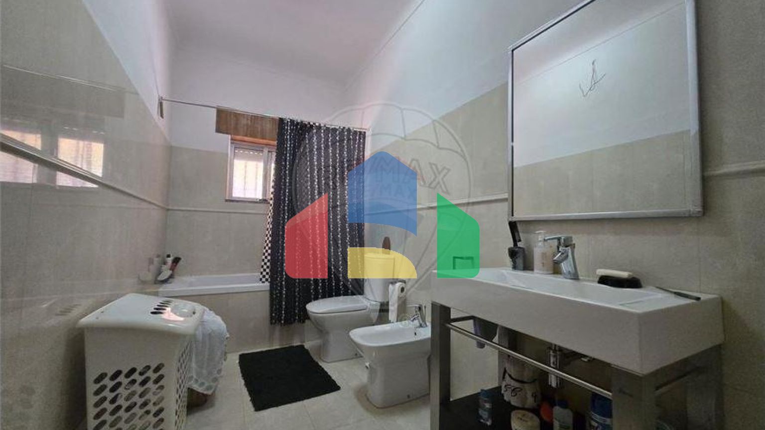 Residential - Single Family Home - T3 - Figueira, Lamego - PT