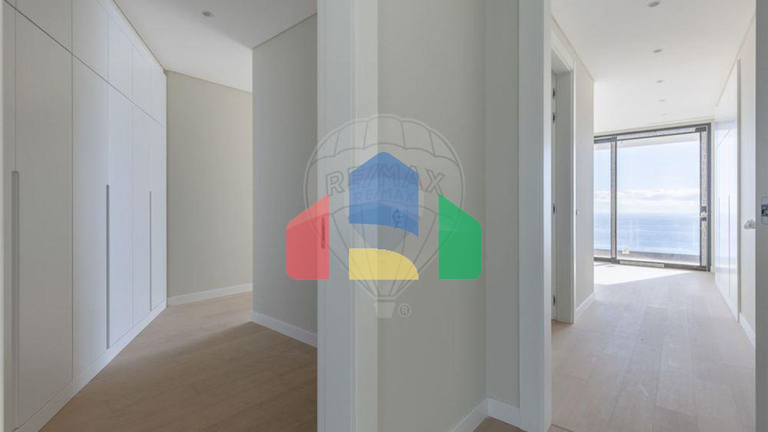 Residential - Single Family Home - T4 - Arco da Calheta, Calheta - PT