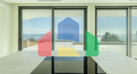 Residential - Single Family Home - T4 - Arco da Calheta, Calheta - PT