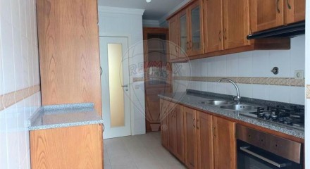 Residential - Condo/Apartment - T2 - Parada de Todeia, Paredes - PT