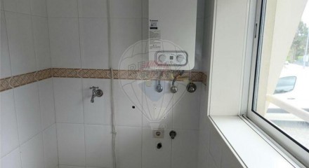 Residential - Condo/Apartment - T2 - Parada de Todeia, Paredes - PT