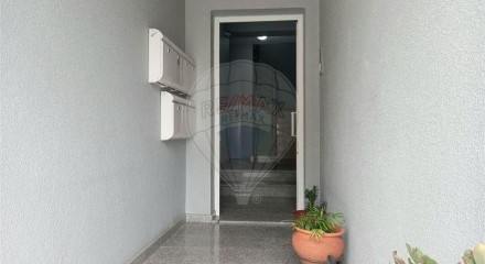Residential - Condo/Apartment - T2 - Parada de Todeia, Paredes - PT