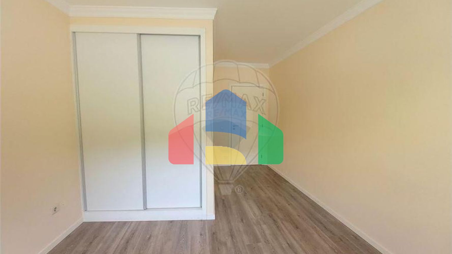 Residential - Condo/Apartment - T2 - Parada de Todeia, Paredes - PT