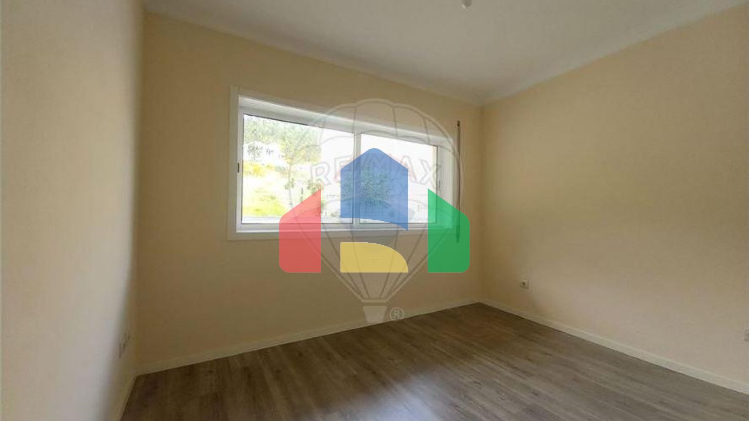 Residential - Condo/Apartment - T2 - Parada de Todeia, Paredes - PT