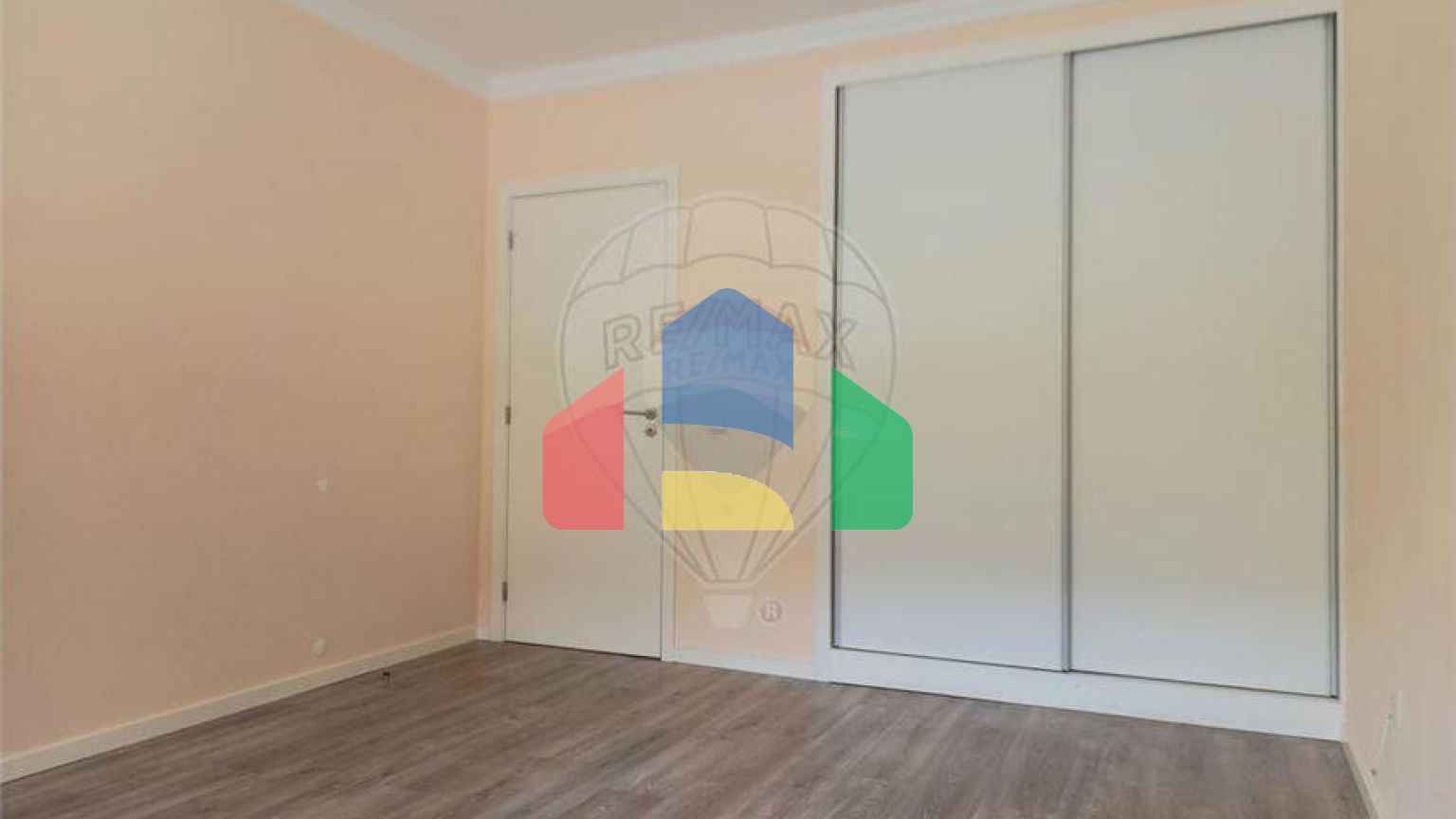 Residential - Condo/Apartment - T2 - Parada de Todeia, Paredes - PT