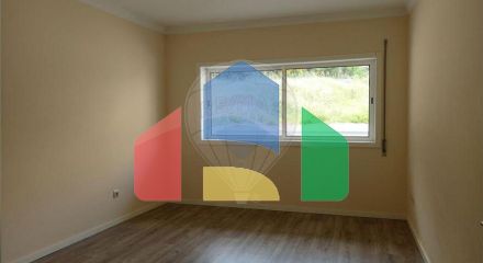 Residential - Condo/Apartment - T2 - Parada de Todeia, Paredes - PT