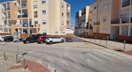 Residential - Garage - São Gonçalo de Lagos, Lagos - PT