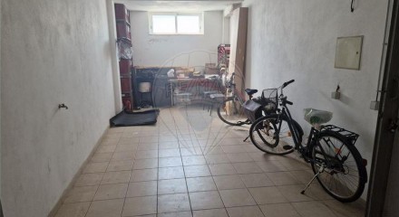 Residential - Garage - São Gonçalo de Lagos, Lagos - PT