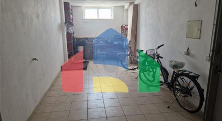 Residential - Garage - São Gonçalo de Lagos, Lagos - PT