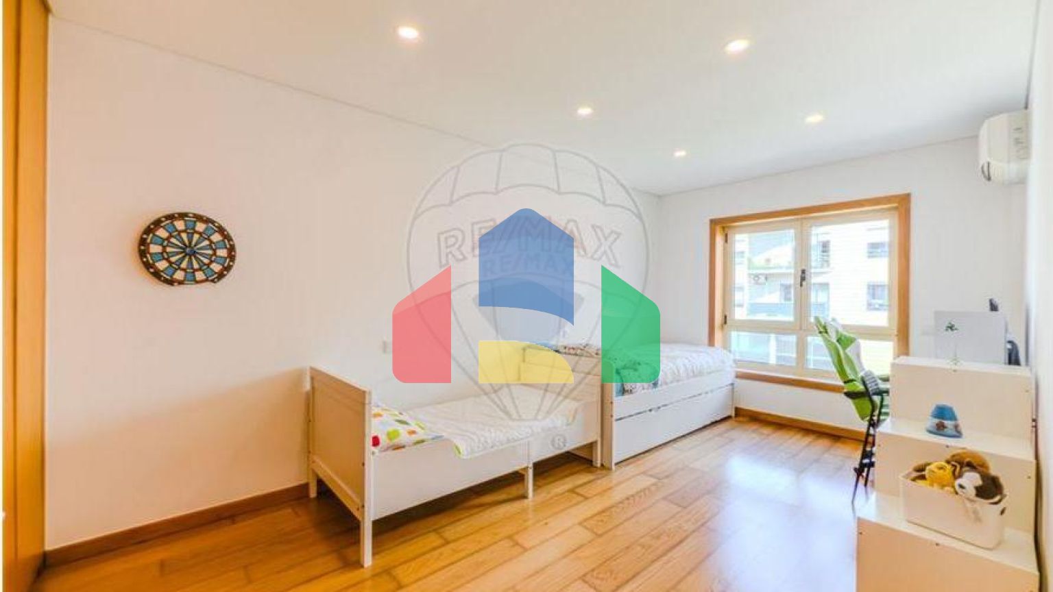 Residential - Condo/Apartment - T3 - Sao Joao da Madeira, Sao Joao da Madeira - PT