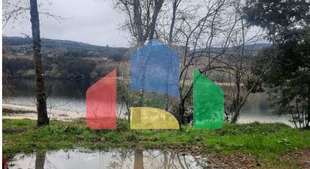 Residential - Single Family Home - T4 - Vila Boa do Bispo, Marco de Canaveses - PT