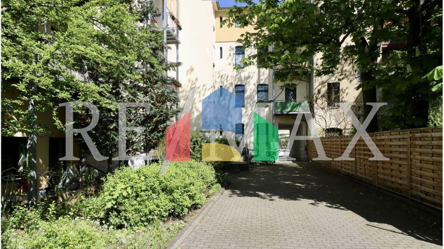 Residential - Condo/Apartment - Halle - Germany