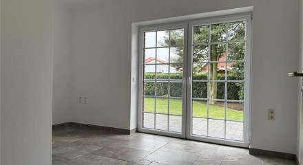 Residential - Single Family Home - Westoverledingen - Germany