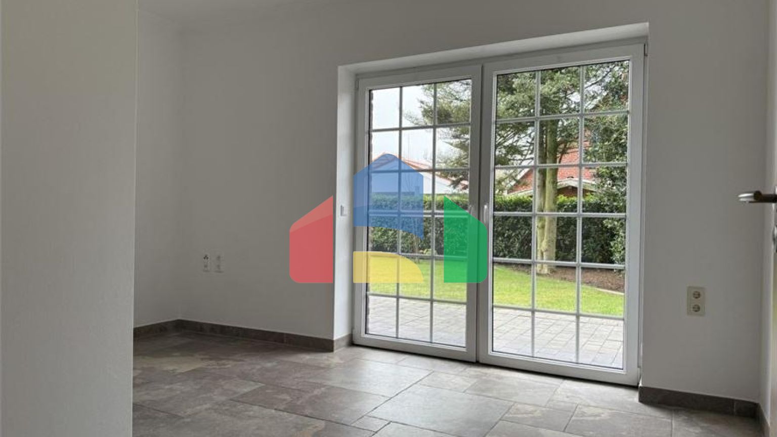 Residential - Single Family Home - Westoverledingen - Germany