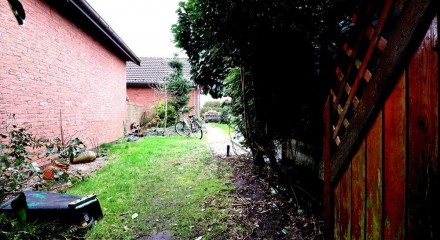 Residential - Single Family Home - Bunde - Germany
