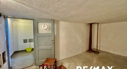 Residential - Semi-Detached House - Jarse, Ljubljana (city) - SI