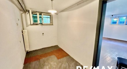 Residential - Semi-Detached House - Jarse, Ljubljana (city) - SI