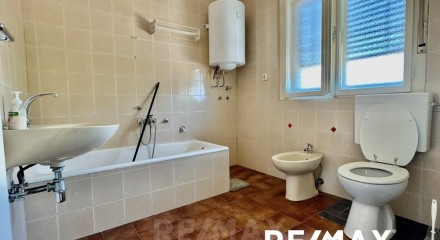 Residential - Semi-Detached House - Jarse, Ljubljana (city) - SI