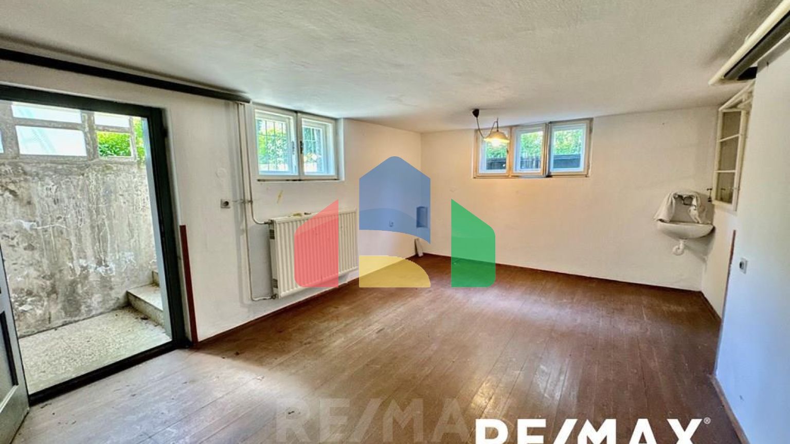 Residential - Semi-Detached House - Jarse, Ljubljana (city) - SI