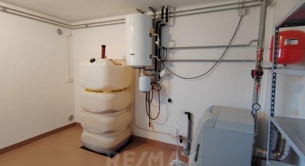 Residential - Condo/Apartment - Miren - Kostanjevica, North Primorska region - SI