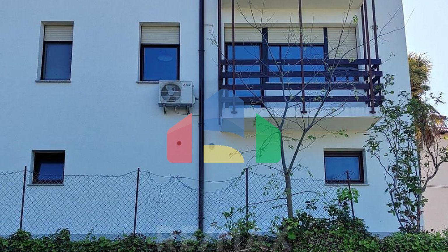 Residential - Condo/Apartment - Miren - Kostanjevica, North Primorska region - SI