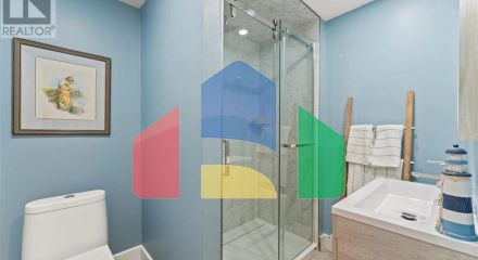 Residential - Single Family Home - Amherstburg, Canada - Canada