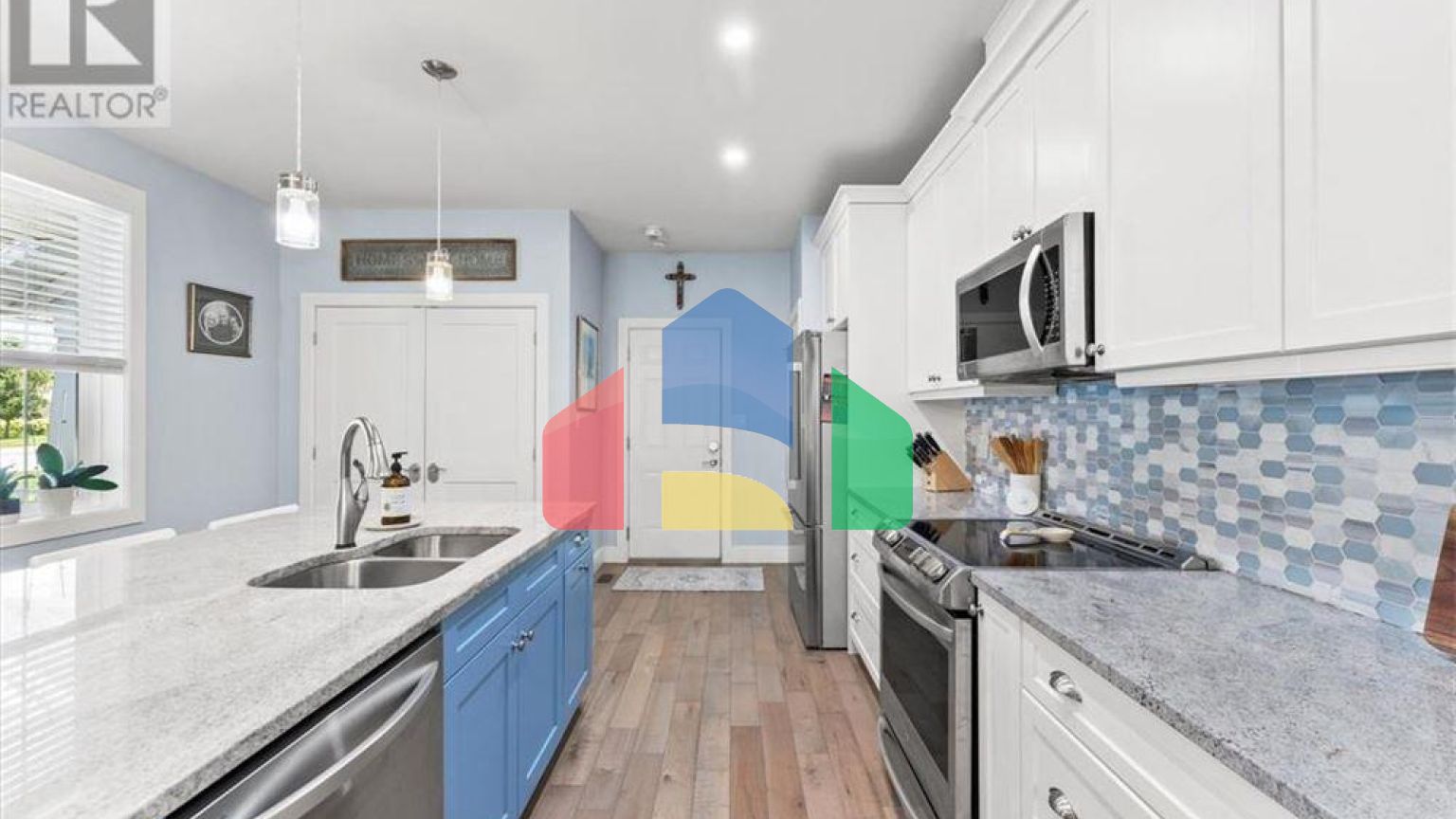 Residential - Single Family Home - Amherstburg, Canada - Canada