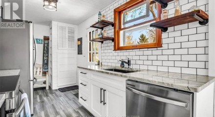 Residential - Single Family Home - Amherstburg, Canada - Canada