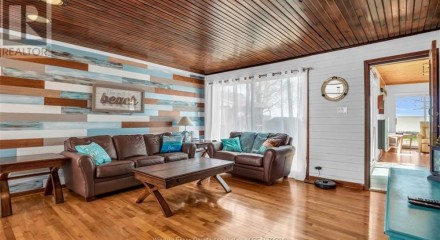 Residential - Single Family Home - Amherstburg, Canada - Canada